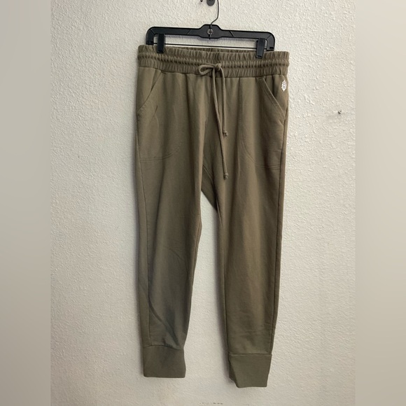 Free People Olive Green Women's Jogger - Picture 3 of 6